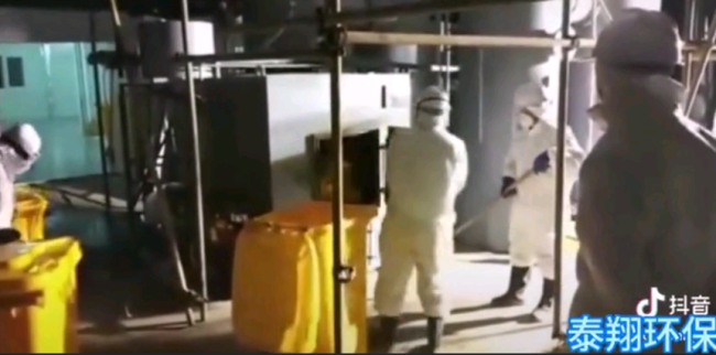 火神山醫(yī)院垃圾焚燒爐工作現(xiàn)場(chǎng)